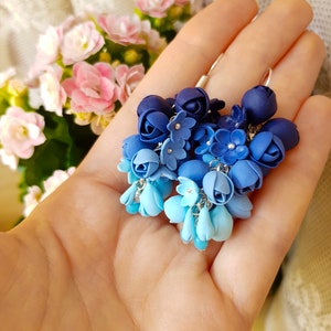 Orecchini a fiori con lampadario, orecchini a fiori Ombre, orecchini pendenti, orecchini a lampadario pendente, orecchini floreali lunghi Orecchini blu navy blu immagine 3