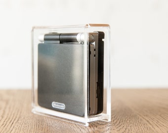 ゲームボーイアドバンスSP CartVault アクリル製 ゲームボーイ GBA SP