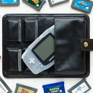BITLOUNGE BitBook View Hülle für Retro Videospiele Gameboy Brieftasche