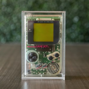 Oryginalny Nintendo Game Boy DMG CartVault odporny na promieniowanie UV akrylowy pojemnik do przechowywania gier wideo retro tacka kolekcjonerska