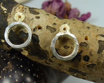 le cercle infini, fabriqué à la main à partir de matériaux issus du commerce équitable, argent et or, superbe idée cadeau, boucles d'oreilles à tige de Scherkschmuck.