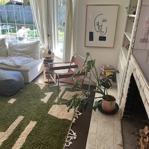 PRETTY GREEN RUG, Berber Carpet, Abstract Rug, Moroccan rug Hand knotted, Genuine Wool rug,Custom Green rug , Moroccan rug Green .