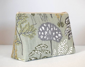 Zipper Pouch, Woodland Bird Cotton Fabric, Makeup Bag, Pencil Case, Handmade