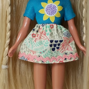 Flower Garden Skirt for Neo Blythe Doll Retro Mod Groovy Flower Power