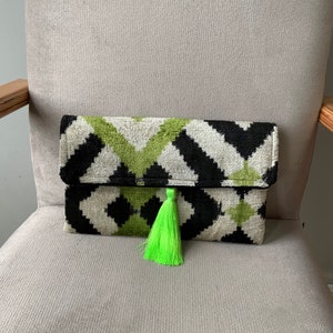 Green Velvet Ikat Clutch: Handmade Silk Uzbek Bag with Tassel