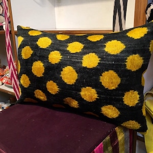 black yellow velvet ikat pillow |   Polka dot silk Handmade ikat pillow cover
