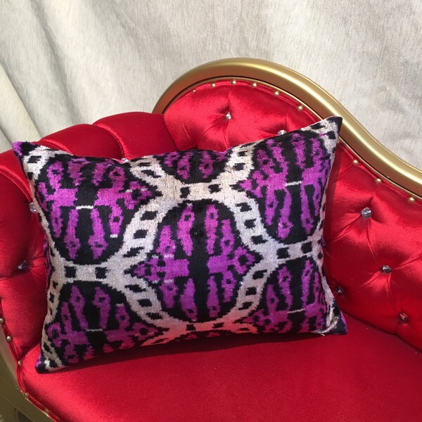 IKAT BLANKET - PURPLE HAZE