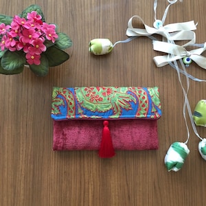 Pochette suzani en velours bordeaux | pochette de soirée en soie ikat | pochette boho ouzbek ikat