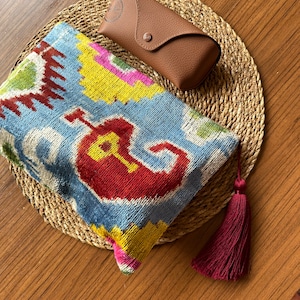 Ikat Paisley Velvet Pouch: Handwoven Silk Evening Bag with Tassel