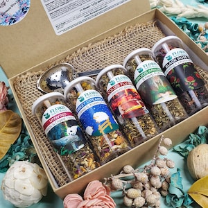 Organic Tea Gift Box - Wellbeing Tea Box, Loose Leaf Tea Sampler Gift Set, Tea Lover Gift, Tea Gift Set, Gift for mom, FREE Tea Strainer