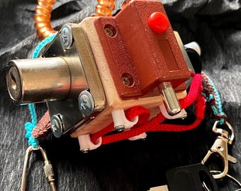 Sensory Busy Cube: Alzheimer's Dementia Fidget Toy for Seniors