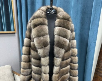 Manteau en fourrure de zibeline de Russie