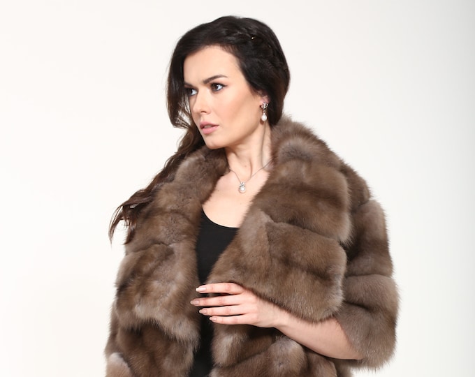Elegant Natural Marten Fur Apache Collar Vest