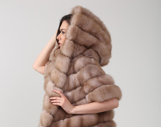Luxurious Natural Marten Fur Vest with Hood