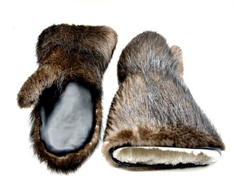Men’s Long Beaver Fur Mittens – Built for Extreme Cold