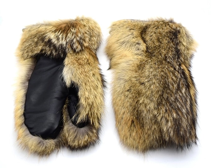 Men’s Long Coyote Fur Mittens – Extreme Warmth & Durability