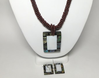 Mother of Pearl Inlaid Abalone Pendant Earrings Brown Seed Bead Rope Strand Set 17"