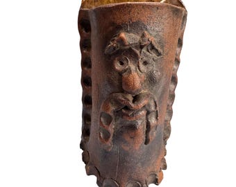 Studio Pottery Face Wand-Taschen-Vase Rustikales Steinzeug Volkskunst Signiert EC 9 "Heavy