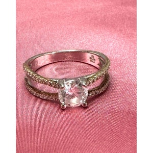 Vintage Milor Italy CZ Cubic Zirconia 925 Sterling Split Shank Women's Ring 7.5