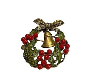 Vintage Weiss Enamel Wreath Golden Bell Christamas Brooch