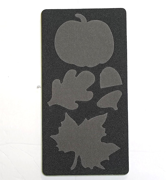 Accuquilt Go! fabric cutting die Fall Medley Pre-owned