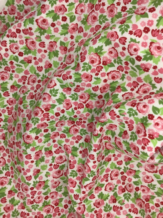 Depression 20s 30s feedsack print 100% cotton. Moda “Love, Lily” by April Rosenthal of Prairie Grass Patterns. Pink Roses. Sold by the yard.
