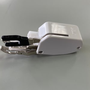 Prensatelas ligero para caminar Singer 221 de avance uniforme para máquina de coser, acolchado, costura y encuadernación
