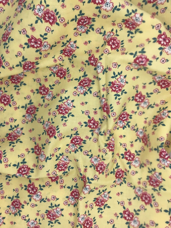 Depression 20s 30s Feedsack print 100% cotton fabric. RBD Pattern C15833 Precious Petites by Gerri Robinson Yellow floral. Sold by the yard.