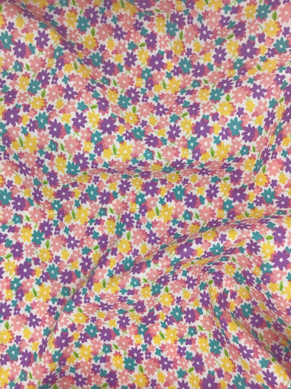 Depression 20s 30s feedsack print 100% cotton. Moda “on the bright side” by Me & My Sister Design multicolor floral fabric Sold by the yard.