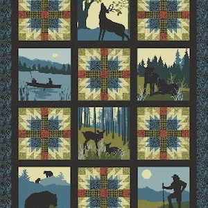 Puede incluir: Una colcha azul y marrón con un diseño de patchwork que presenta varias escenas de la naturaleza, incluyendo un ciervo, un oso, un excursionista y una pareja en una canoa. La colcha está compuesta por nueve cuadrados, cada uno con una escena diferente.