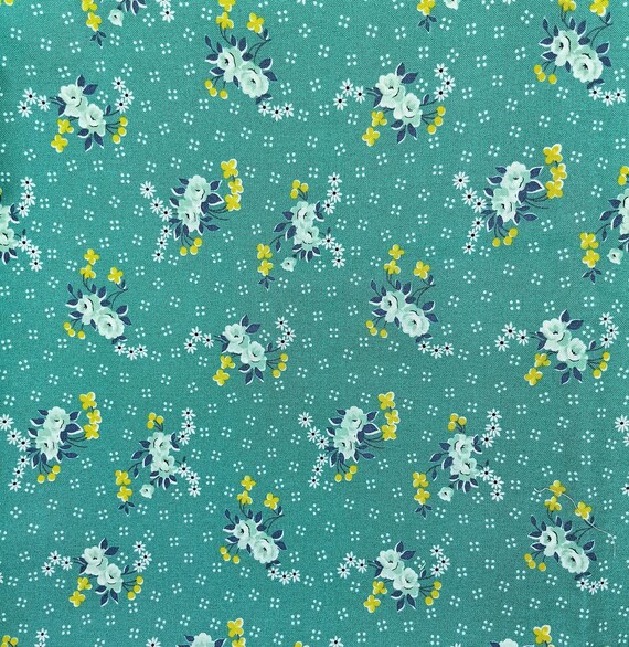 Depression 20s 30s feedsack print 100% cotton. Moda “Good Works” by Linzee Kull McCray. Green floral fabric. Sold by the yard.