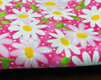 Daisies Depression feedsack fabric 20s, 30s white flowers on pink background by the yard