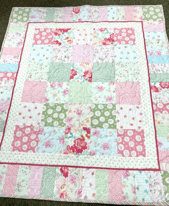 Sweet baby rose crib quilt Benartex fabric cotton machine washable Amish made