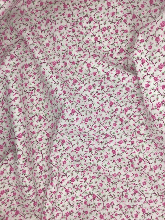 Depression 20s 30s Feedsack print. 100% cotton fabric. Pink flowers and vines on white background. Sold by the yard