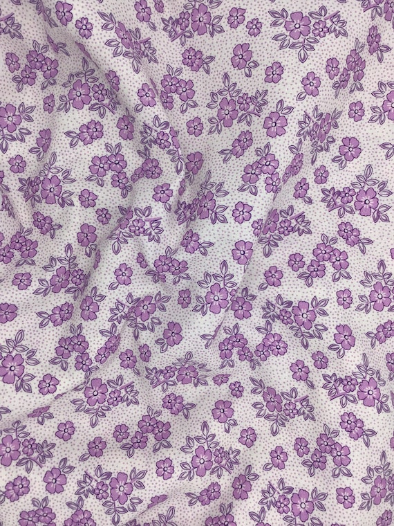 Depression 20s 30s feedsack print 100% cotton fabric. Flowerhouse At the Cottage by Debbie Beaves. Purple flowers on white. Sold by the yard
