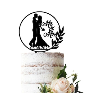 Wedding cake topper Mr&Mrs with round frame