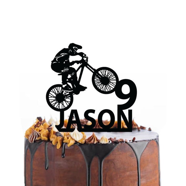 Décoration pour gâteau d'anniversaire avec un cycliste de VTT