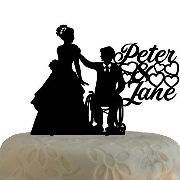 Décoration de gâteau de mariage avec marié en fauteuil roulant