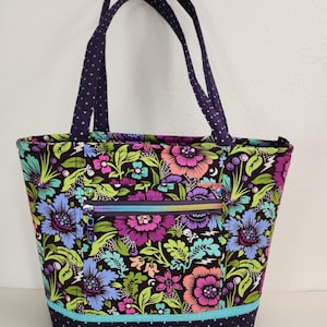 Spider Bloom Tote/Shoulder Bag