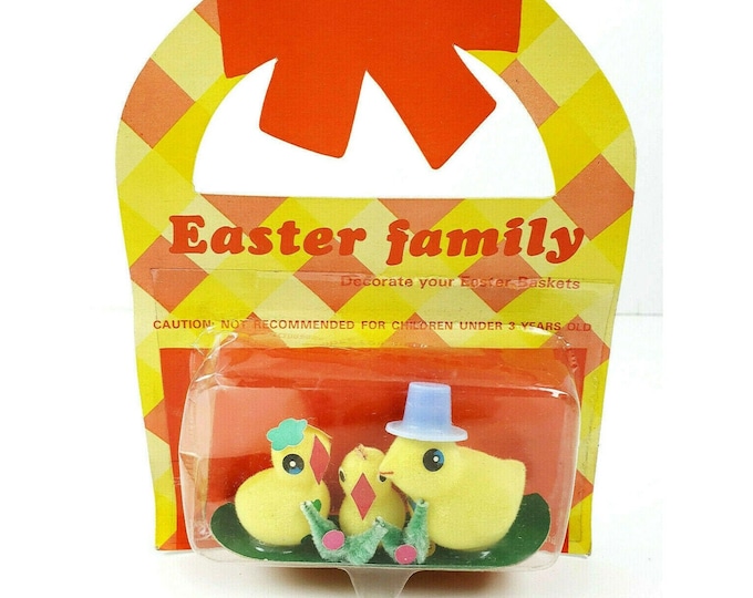 NOS Vintage Easter Unlimited Family of 3 Yellow Flocked Chicks Hong Kong