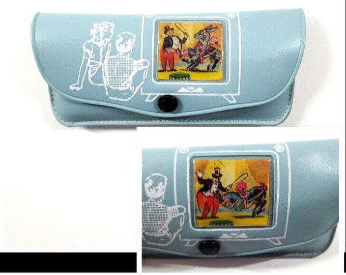 Vintage Childs Blue Vinyl Eye Glass Case w Lenticular Flicker Circus Lion Tamer
