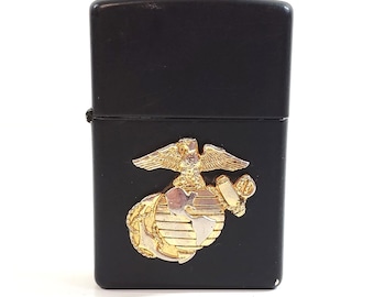 1996 Vintage Zippo USMC Marine Corps Black Gold D XII Windproof Lighter