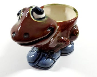 Vintage Ceramic Big Eyed Frog Toad in Sneakers Shoes Planter Vase Home Decor