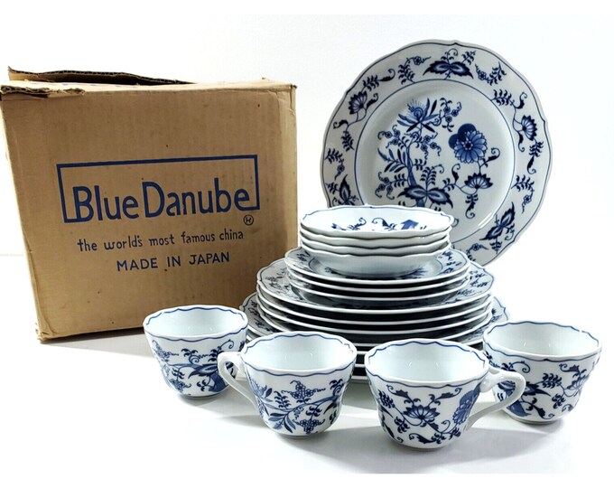 Blue Danube Japan Plate Cup Saucer 19 PC Starter Set NEW in Box