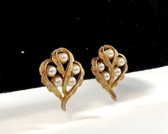 Vintage CORO Signed Faux Pearl Gold Tone Swirl Leaf Clip on Earrings