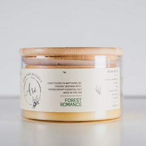 Vela de cera de abeja "Romance en el Bosque" – Vela romántica – Vela no tóxica – Vela de aromaterapia con aroma a bosque – Vela de aceites esenciales de combustión limpia, ideal como regalo.