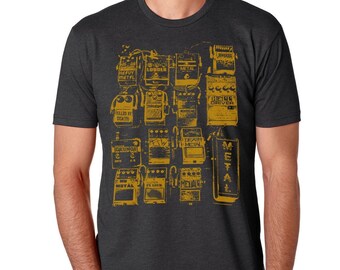 1-MENS AMPED UP ROCK N ROLL GUITAR MICROPHONE AMP WIRES SKELETON GRAPHIC T-SHIRT