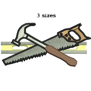May include: A black and white illustration of a hammer and saw crossed over a level. The text "3 sizes" is above the tools.