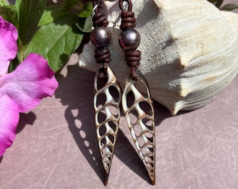 Sliced Shell and Pearl Knotted Leather Earrings