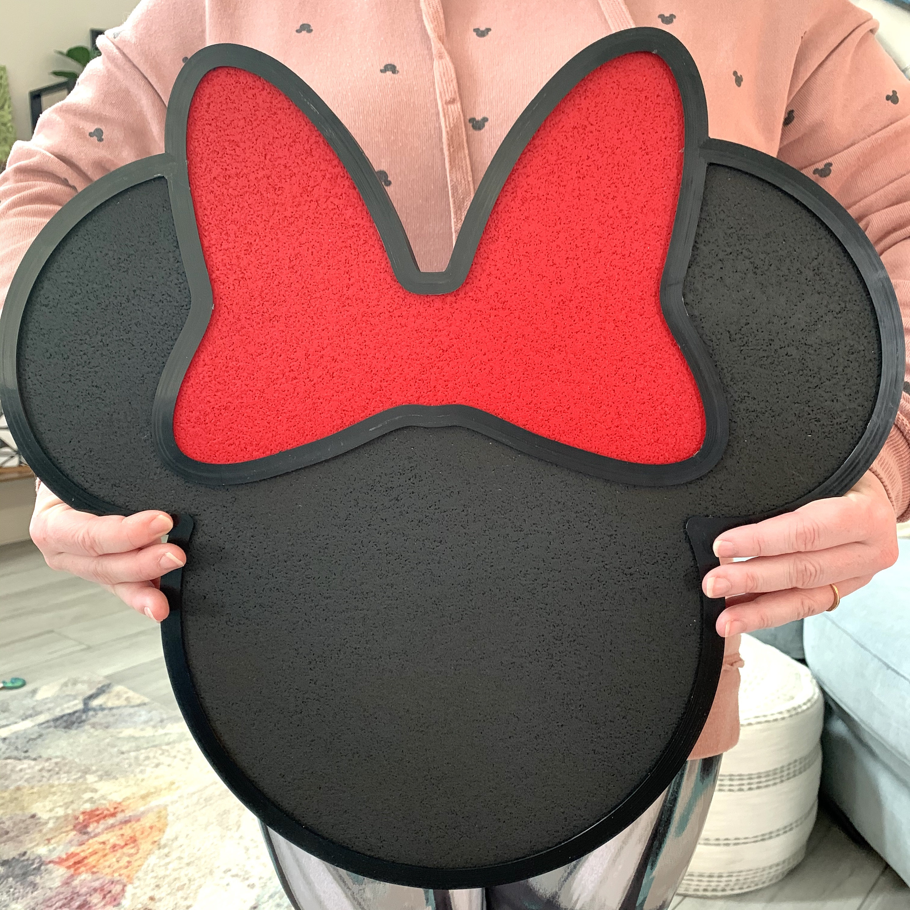 Mouse Bow Pin Board Pin Display